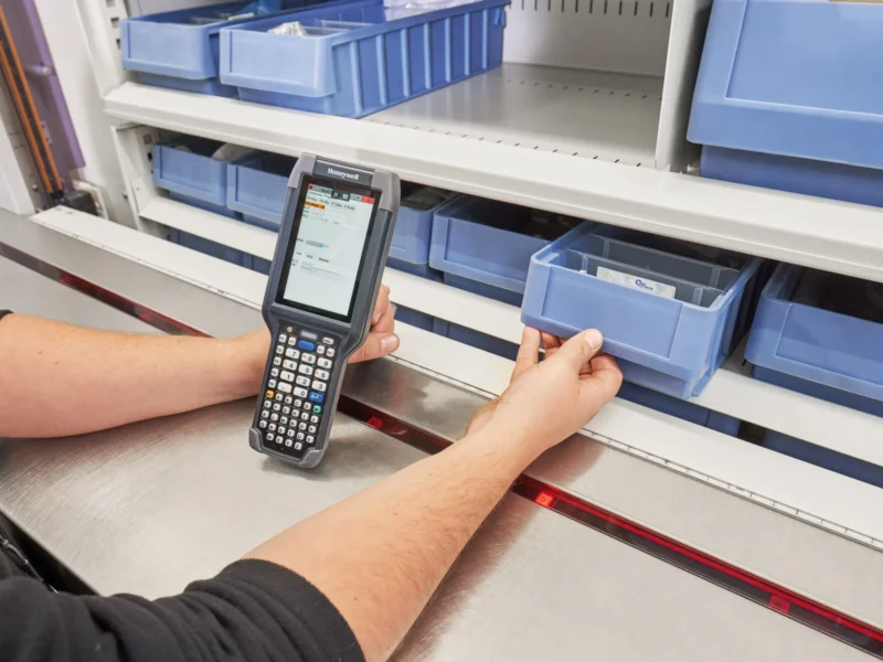 Barra led per il recupero ed il riconoscimento veloce dei materiali da prelevare