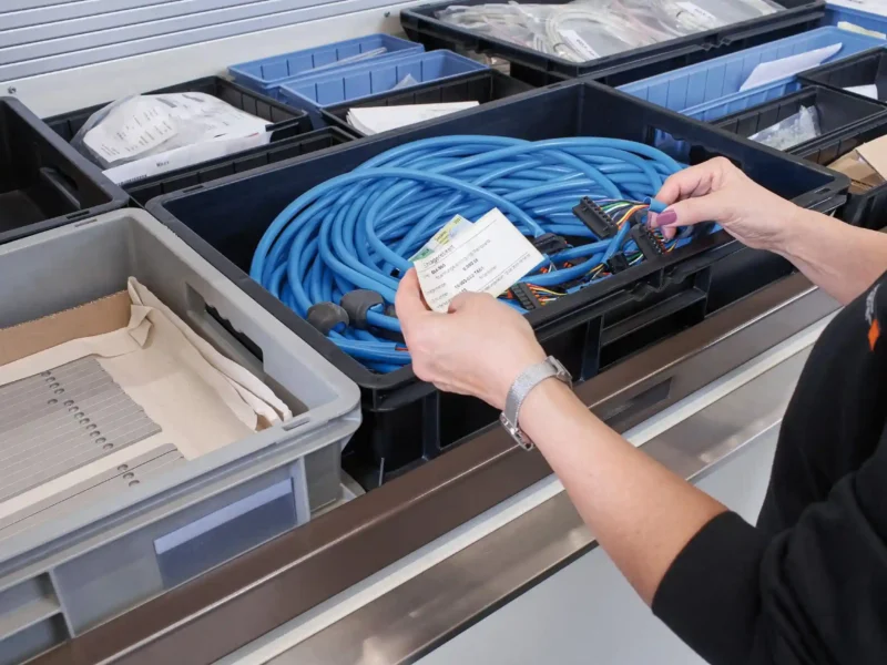 Protezione ESD per magazzini verticali