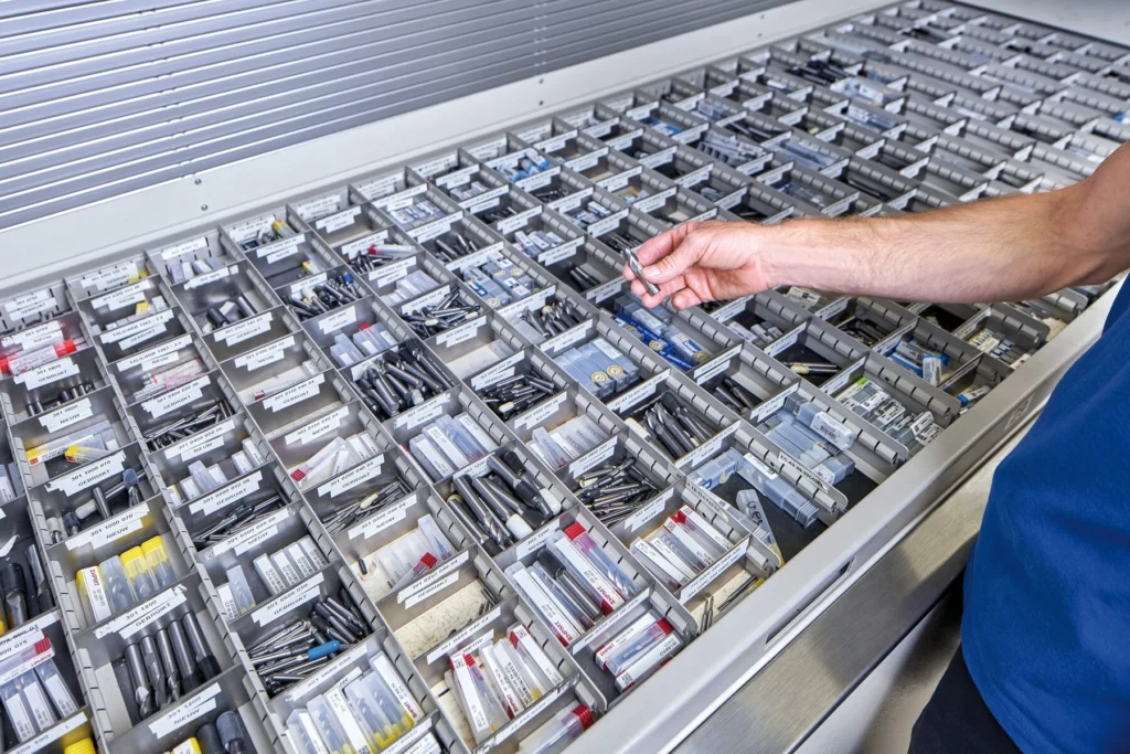 Rottura di stock: come ridurle al minimo con WMS e magazzini automatici verticali