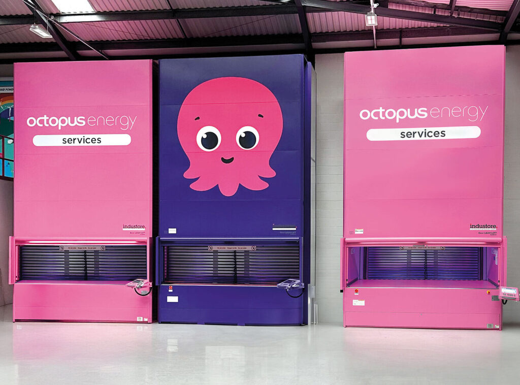 magazzini verticali automatici di Octopus Energy con verniciatura personalizzata e loghi aziendali